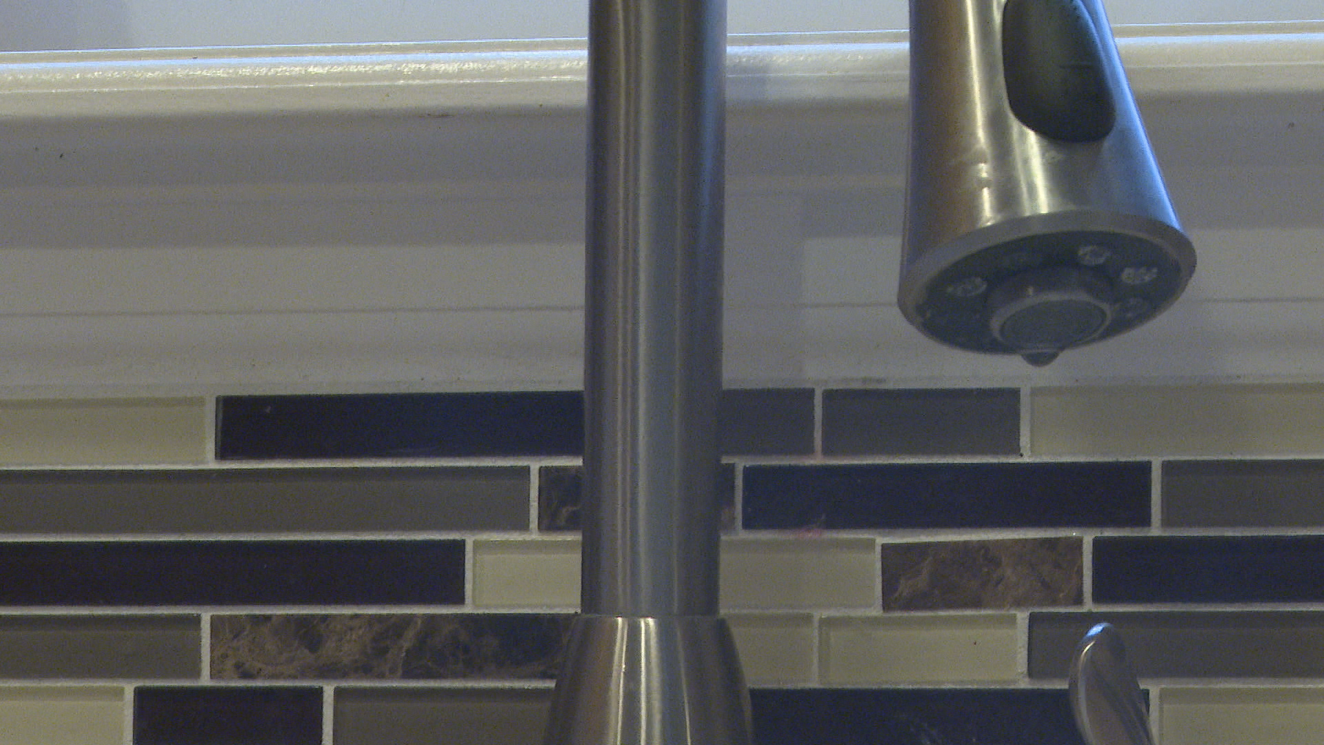 Ways to prevent pipes bursting in cold temps
