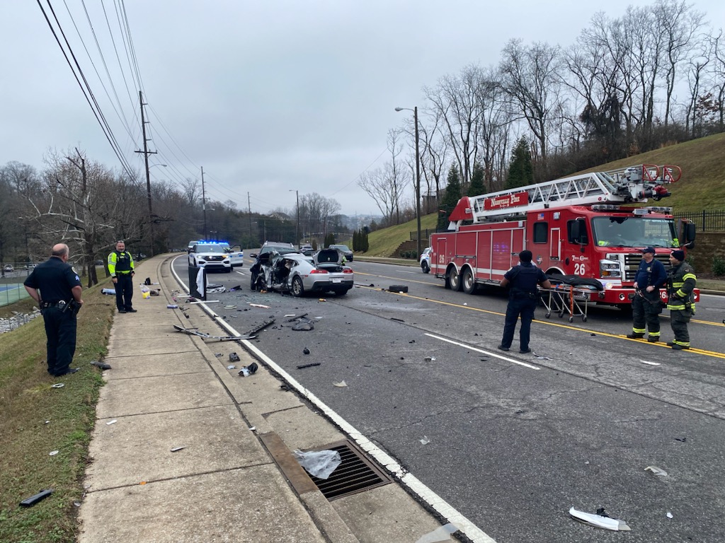Bell Rd at Brittany Park Drive wreck