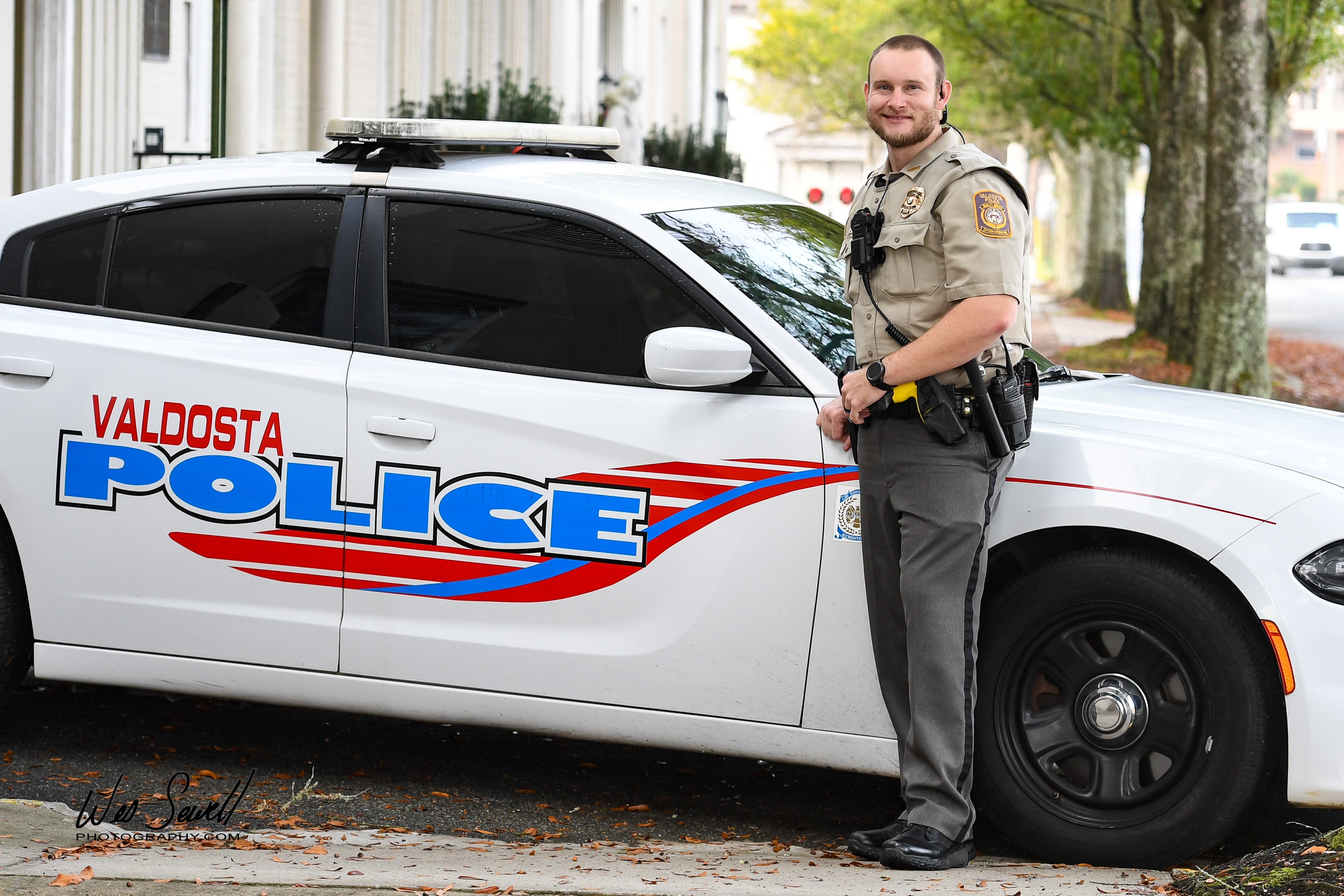 Joshua Box Valdosta officer of the year.jpg