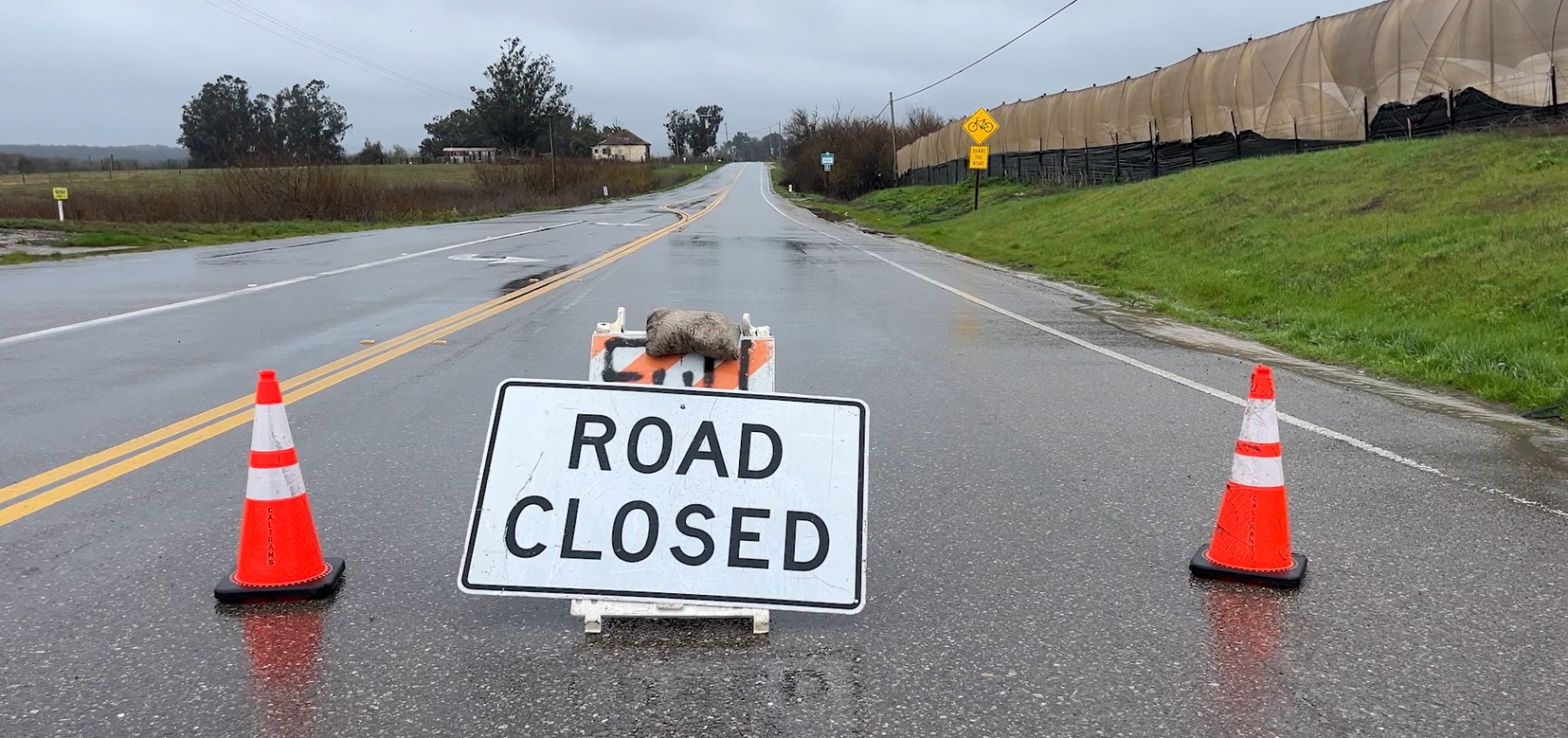 hwy 1 black road closed.jpg