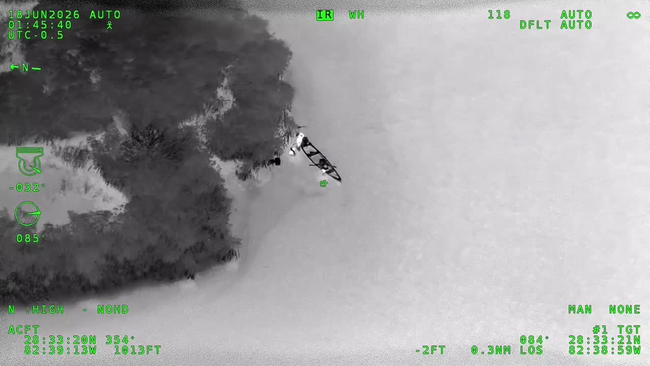 VIDEO: 3 boaters rescued by Cooglers Island after canoe capsized after dark: HCSO
