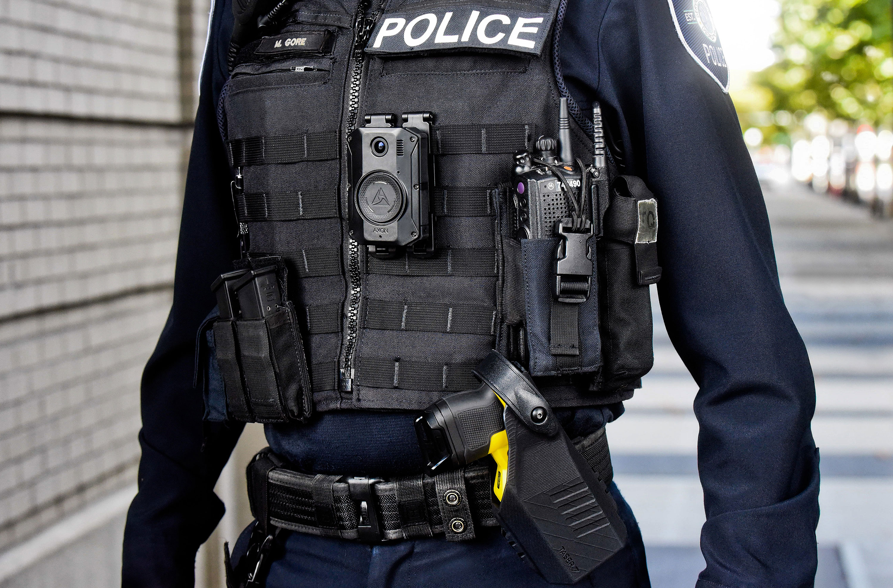 Axon Body 3 On Officer 