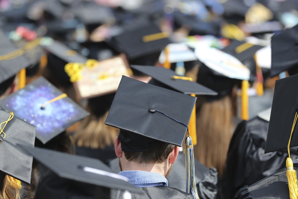 Graduates at the University of Toledo commencement ceremony.