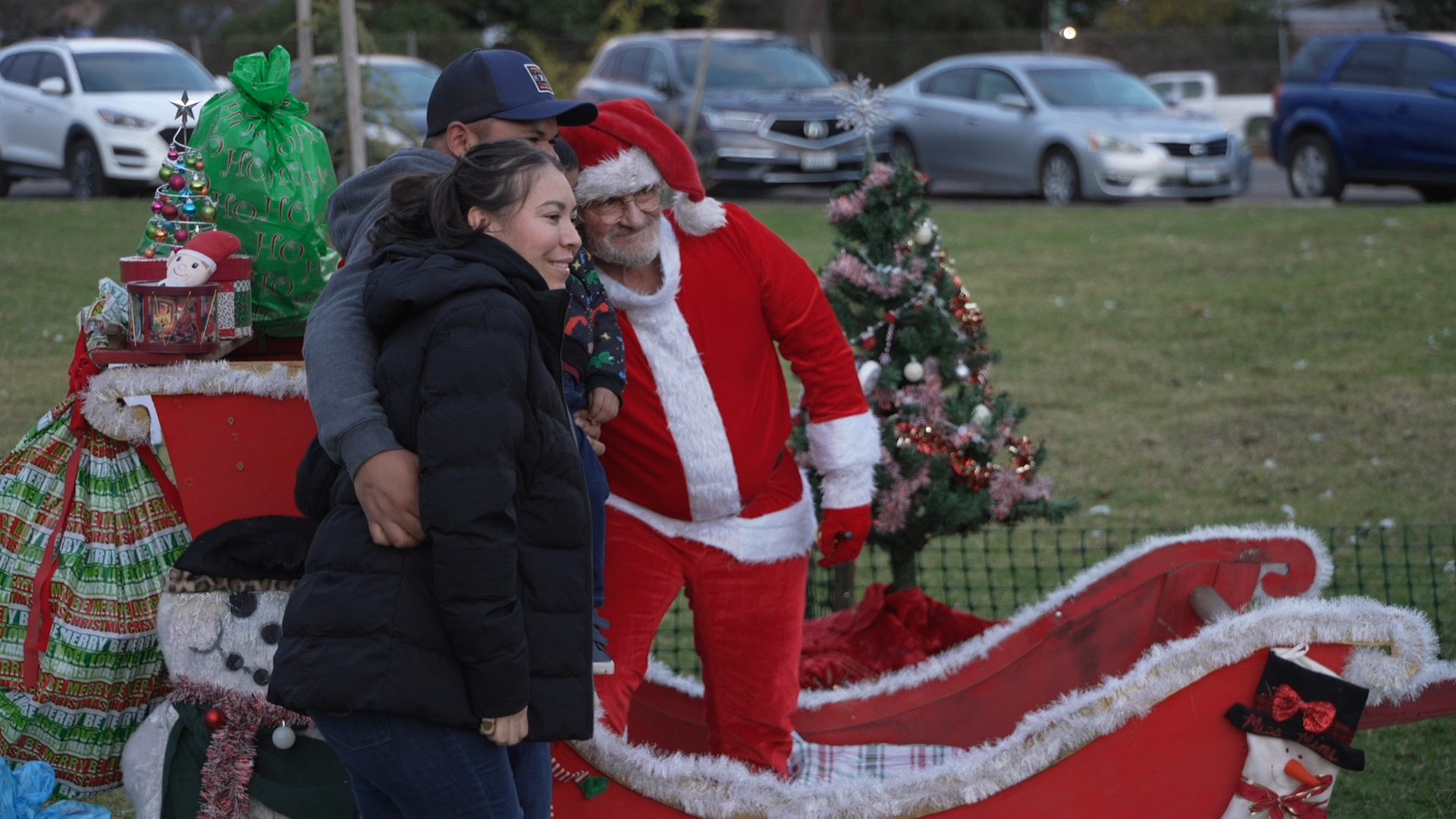 WALLER PARK TREE LIGHTING VO.00_00_10_21.Still001.png