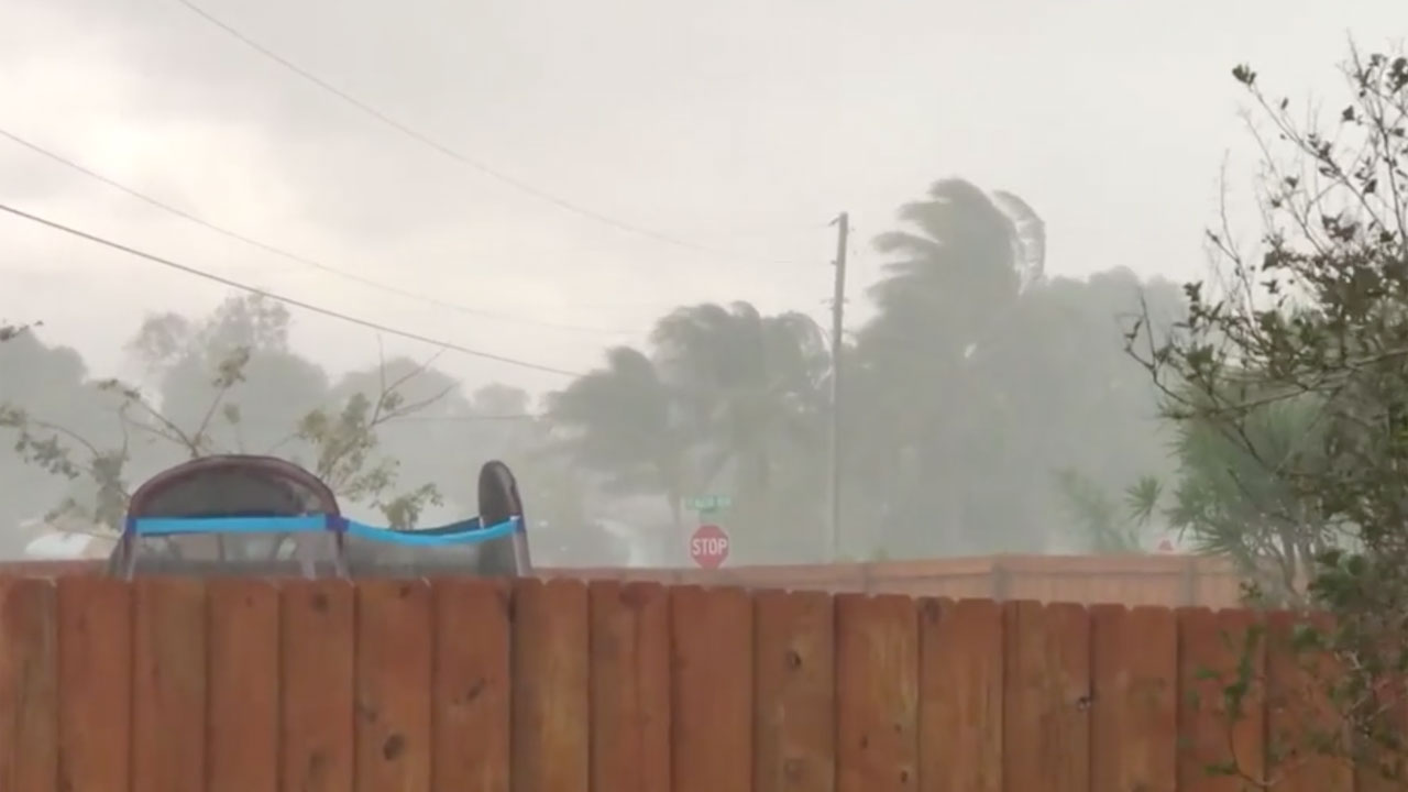 Heavy rain in Lake Park on April 11, 2021