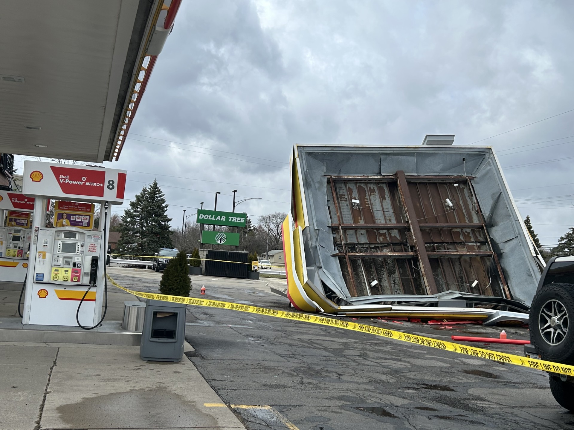 Gas station in Sterling Heights