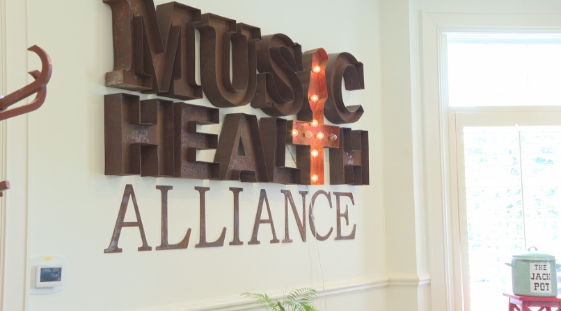 Nashville nonprofit offers advice for navigating health insurance open enrollment this fall