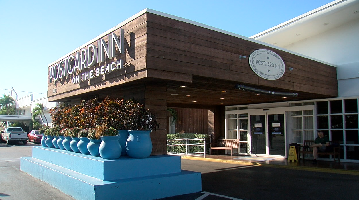 Postcard Inn