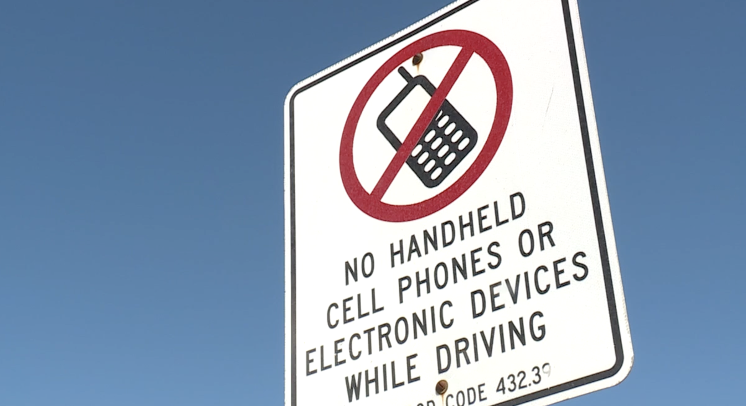 All the changes you need to know with Ohio's revised texting-while-driving law - Vimarsana News