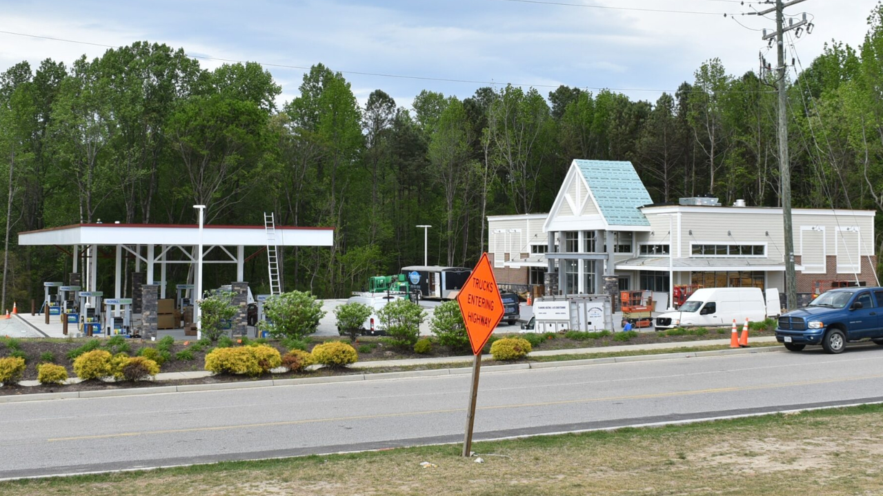 SCOTT Chester Royal Farms .png