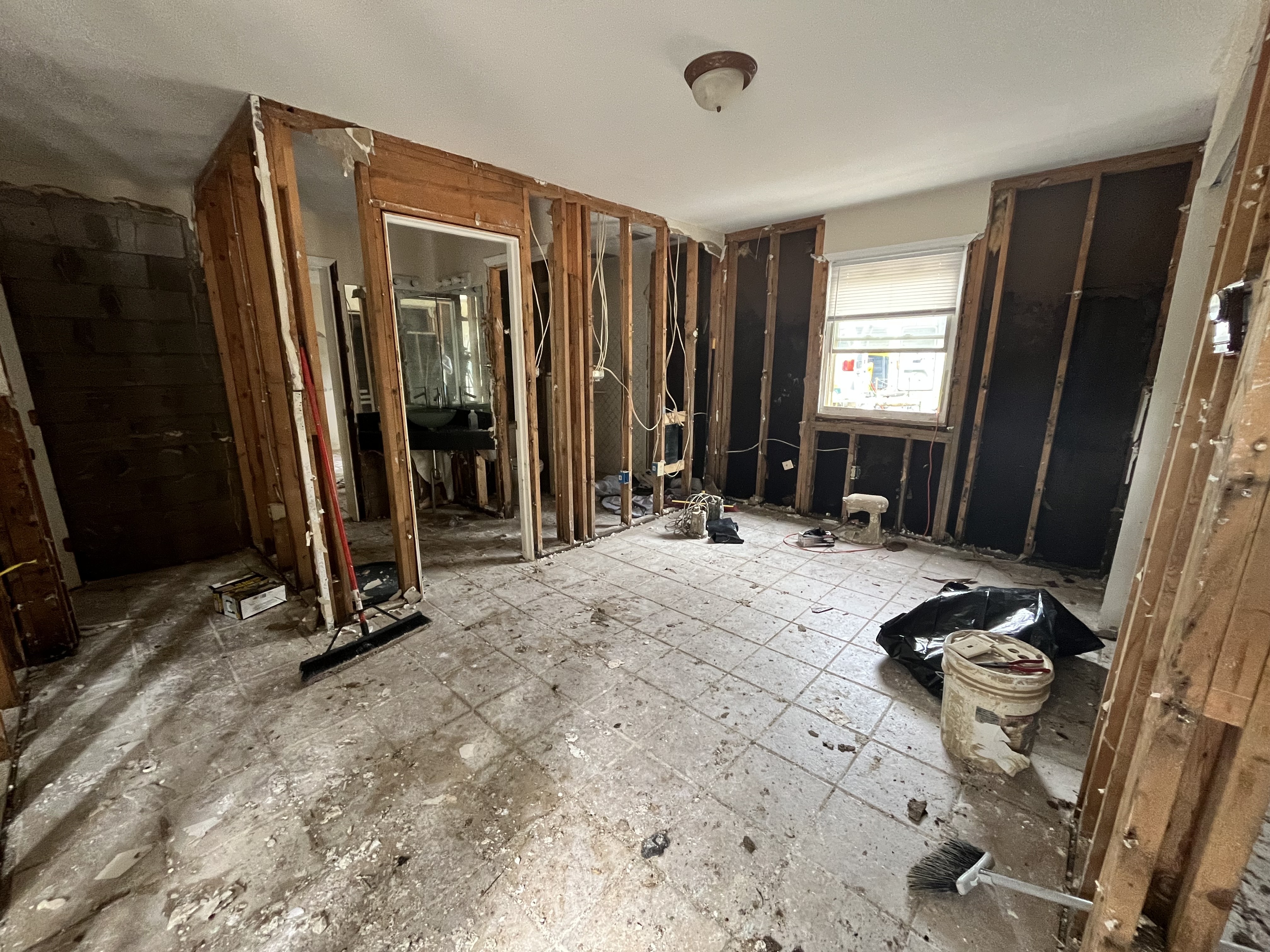 The GLOW Project helps flood victims in Frankfort after flooding