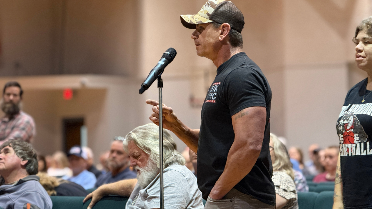 'Do better': Homeowners blast proposed government center north of Lakeland