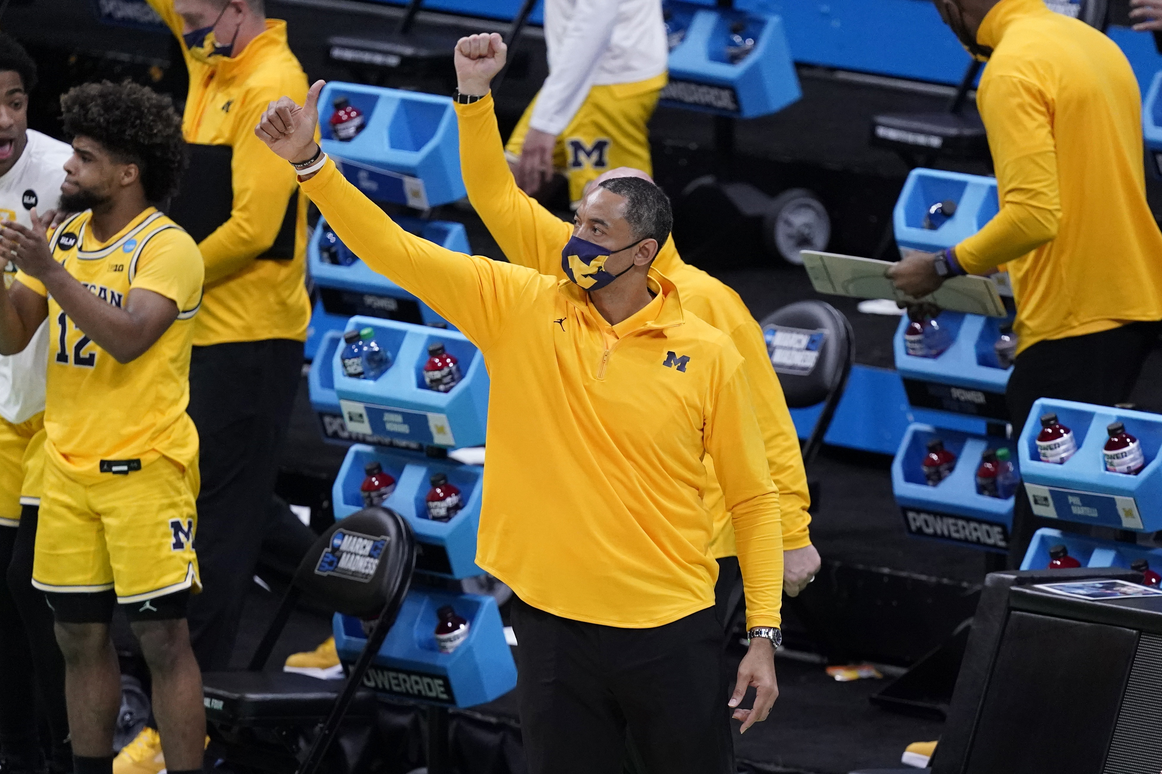 Juwan Howard NCAA LSU Michigan Basketball