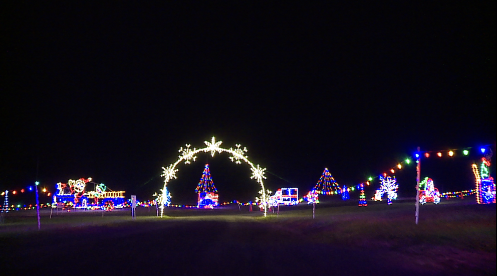 upperco yuletide village 23.png
