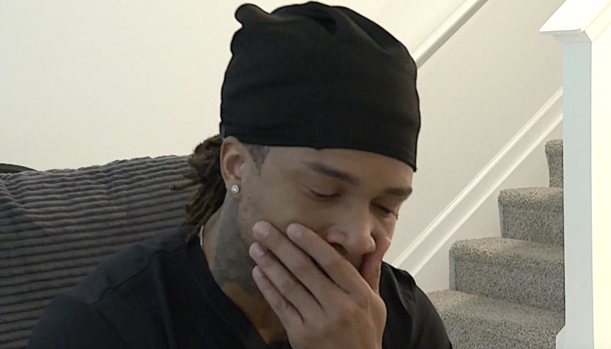Jevon Castrillo receives letter his late mom wrote to elementary school teacher .png