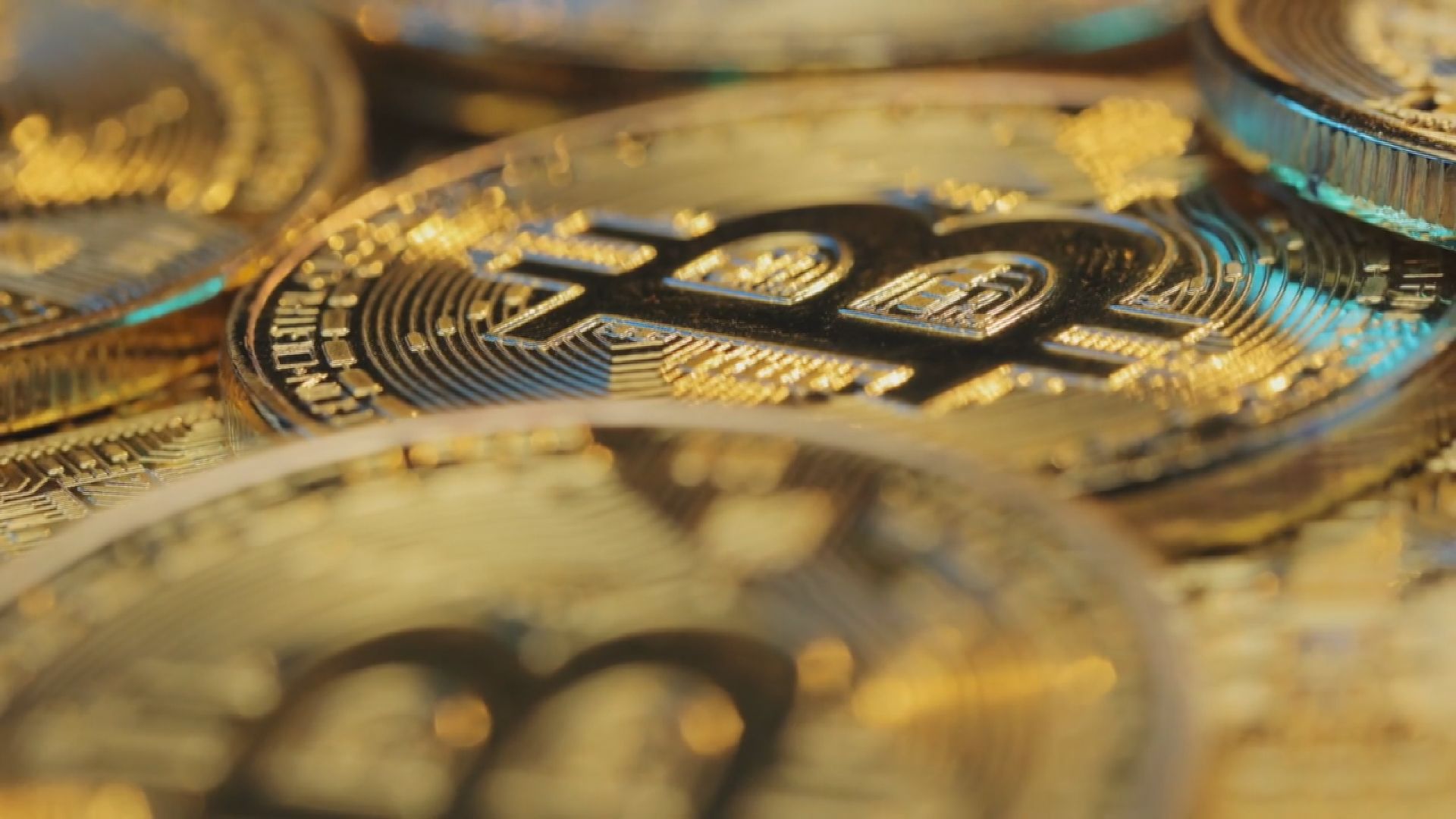 What is Bitcoin? What should we know about cryptocurrency?