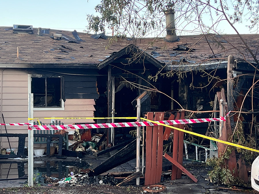el_cajon_house_fire_am_042123.jpg