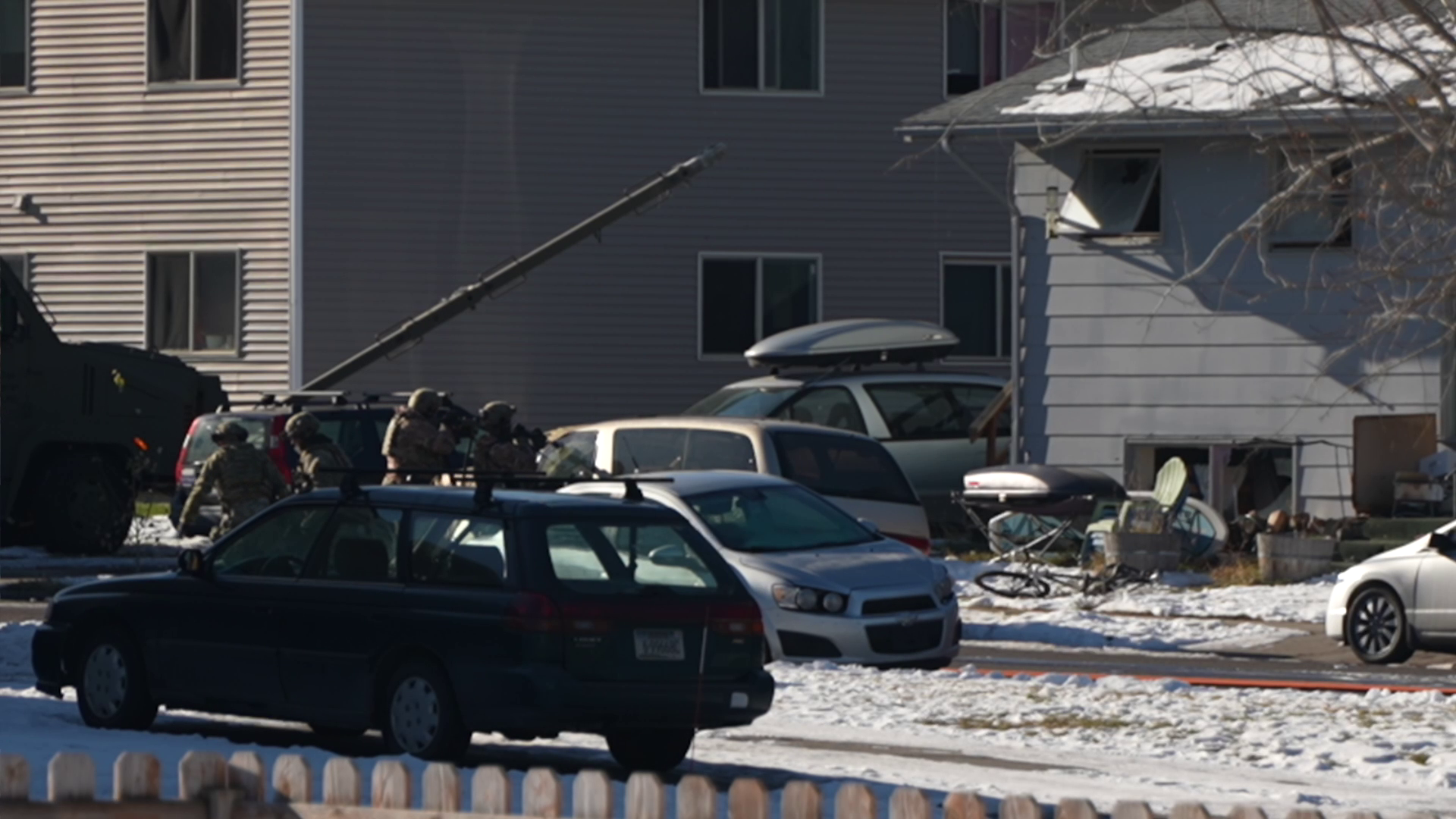 Police in standoff with armed man in Bozeman