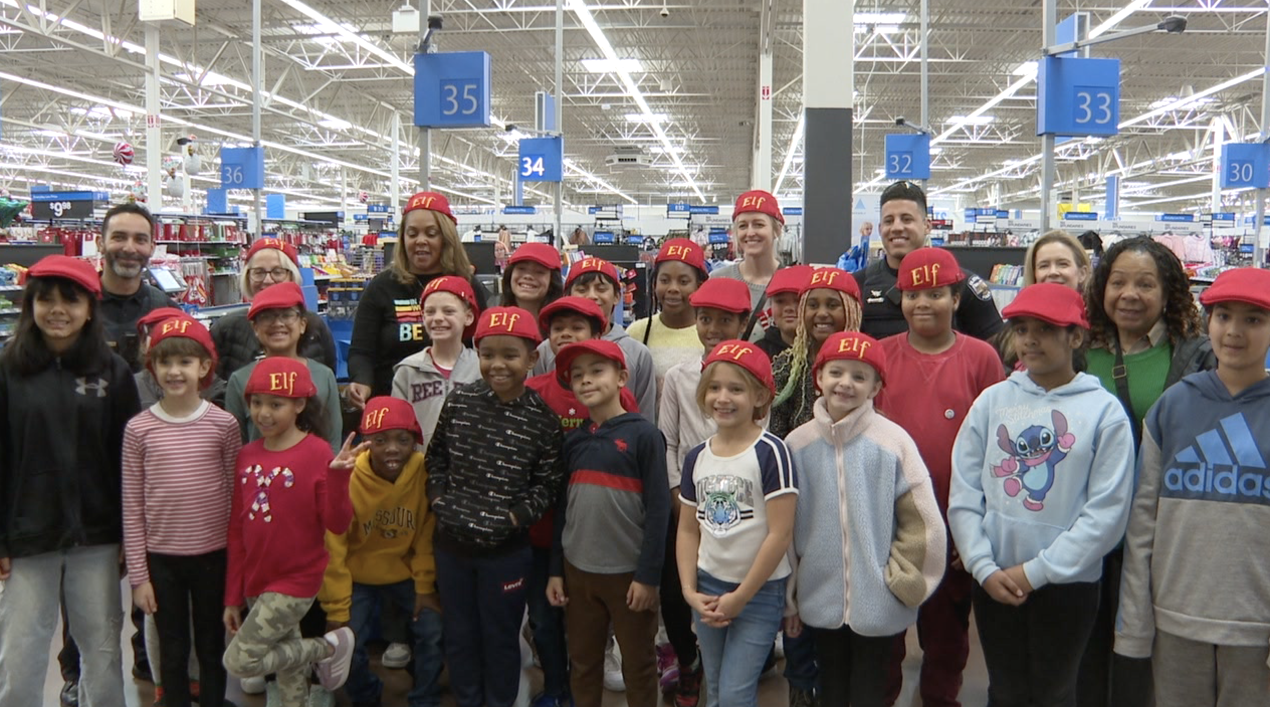 Olathe students spread holiday cheer