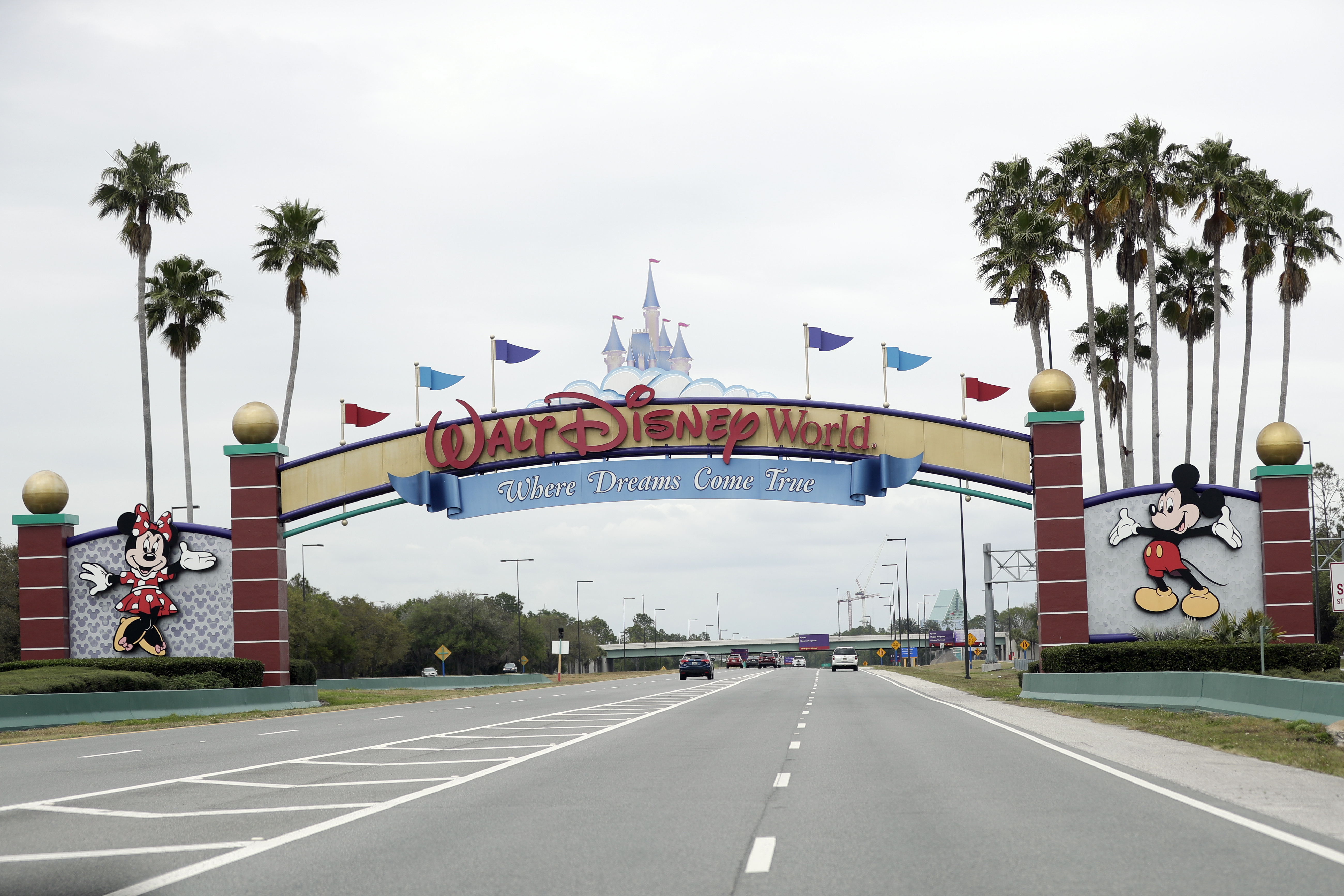Florida hopeful economy will boost with major theme parks reopening