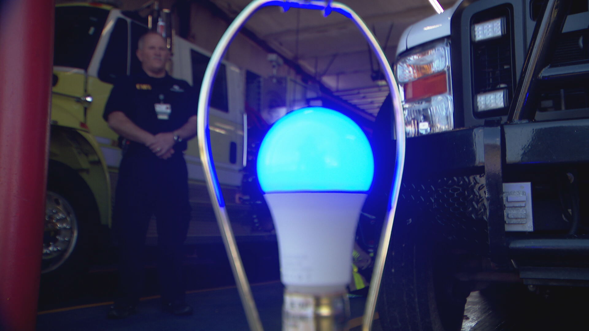 locator 911 Light Bulb System