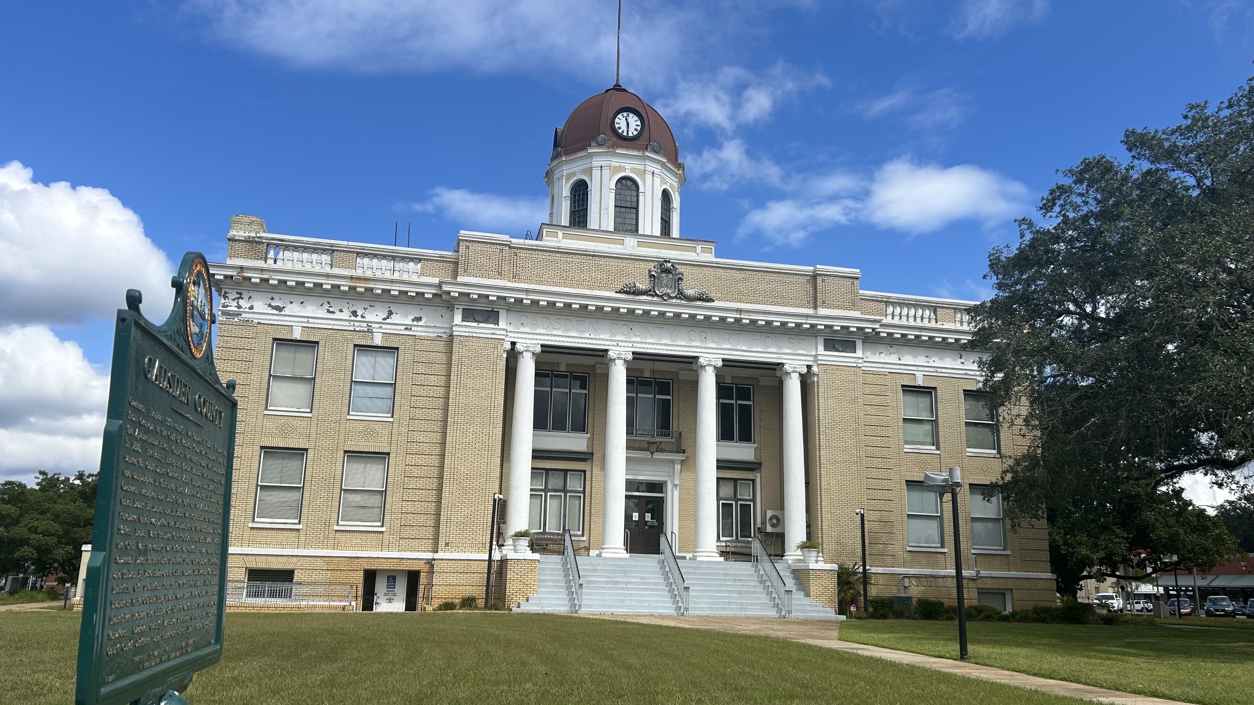 Gadsden County Courthouse