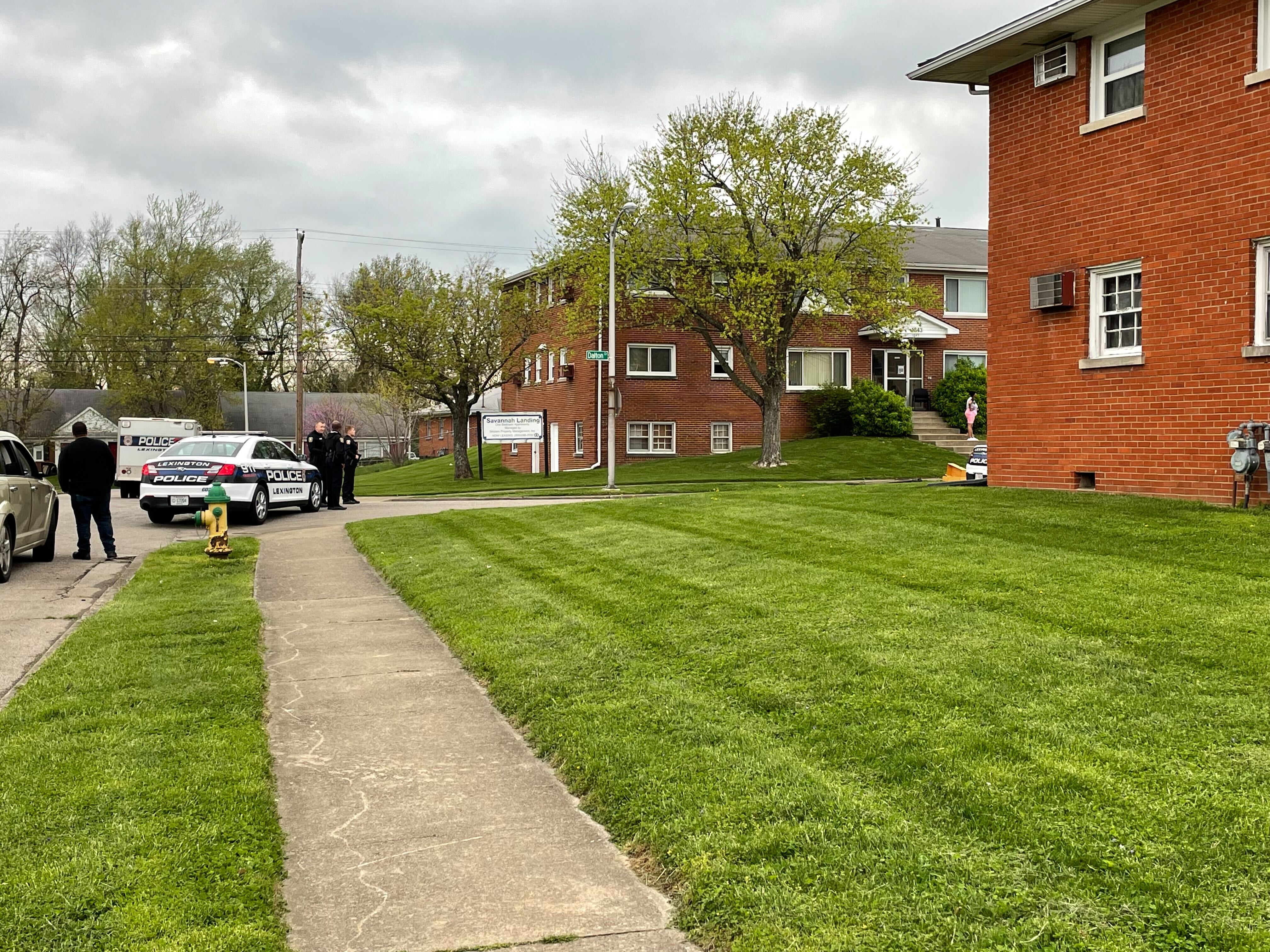 421 DALTON CT STANDOFF.jpg