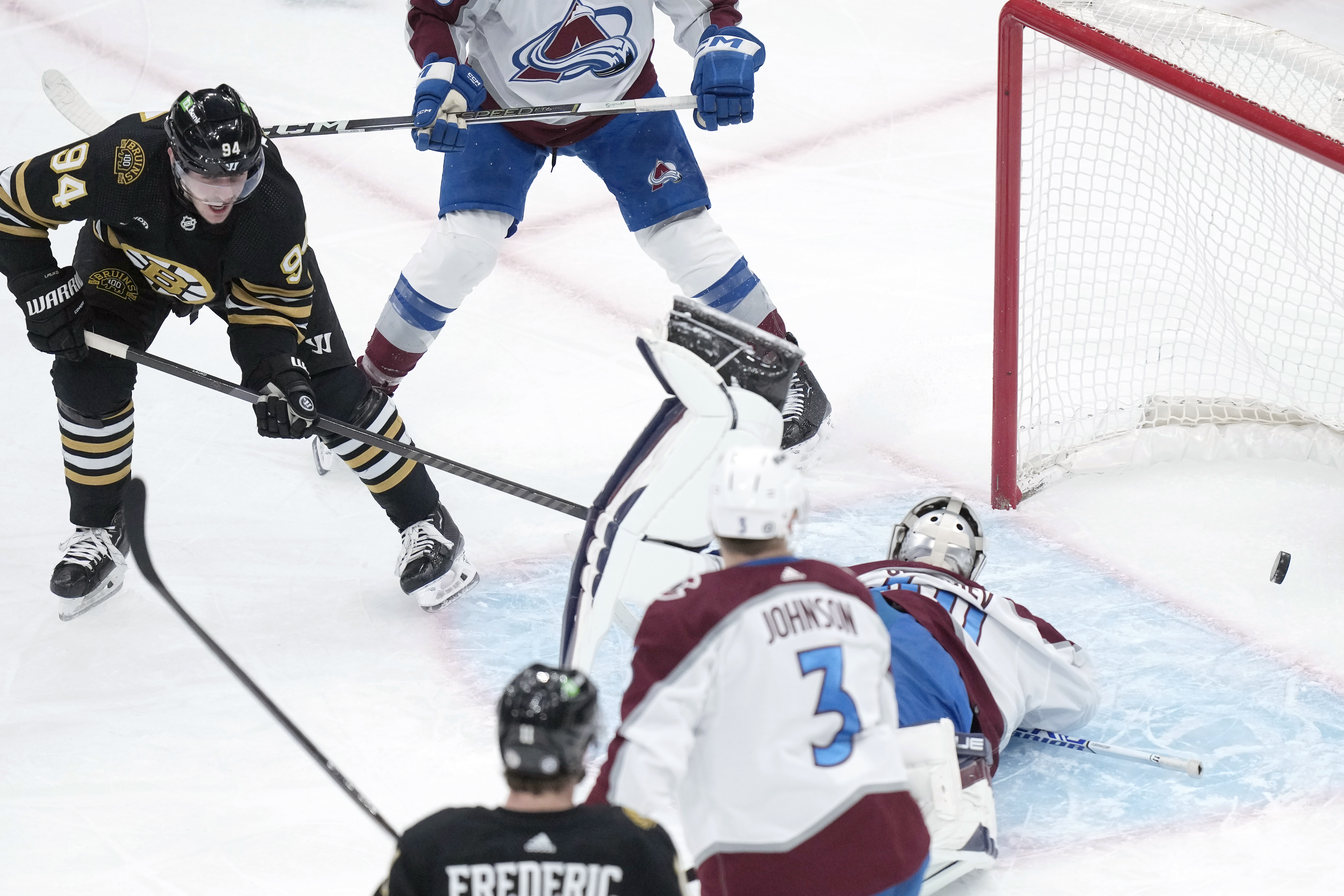 Avalanche Bruins Hockey