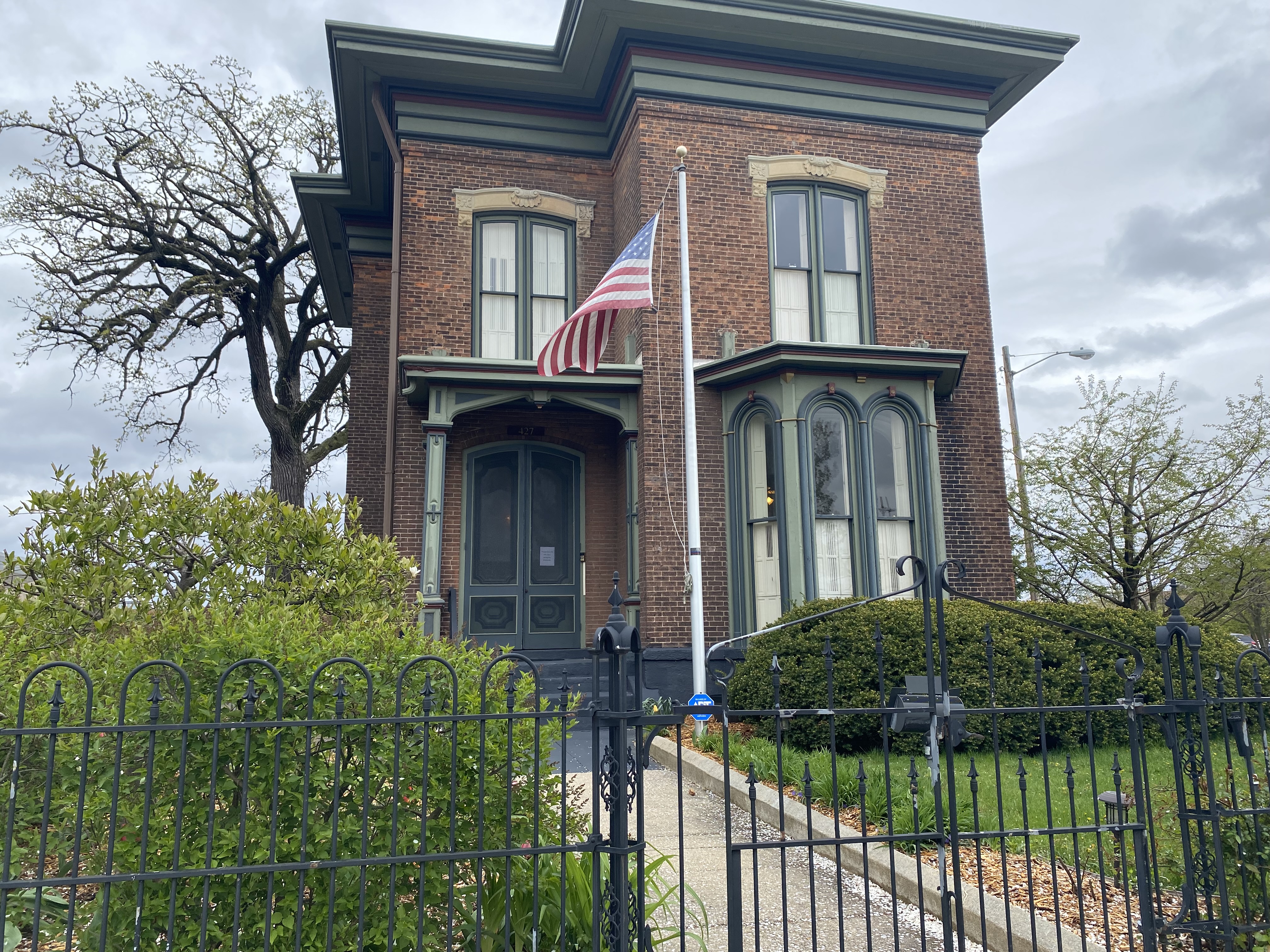 Isaac Brown House 3.jpg