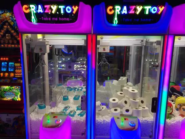 TP claw machine 1.JPG