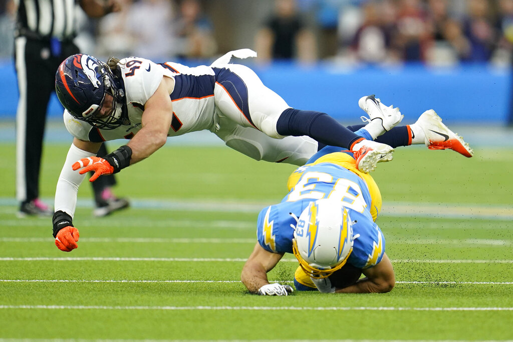 Broncos Chargers Football