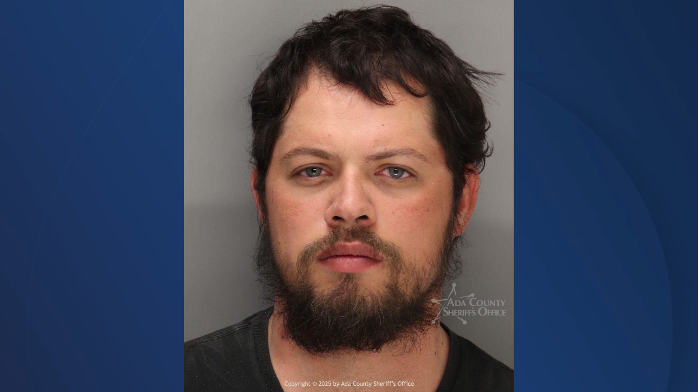 Akua Wells mugshot.png