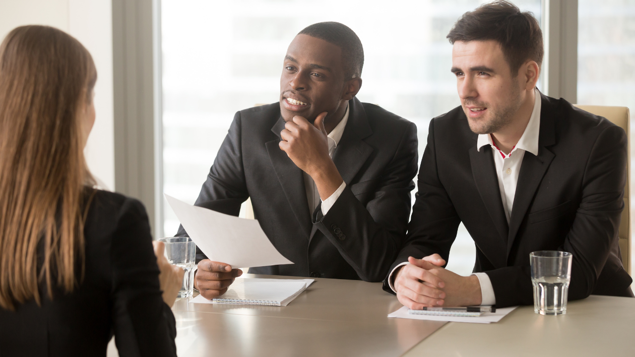 Job interview (FILE)