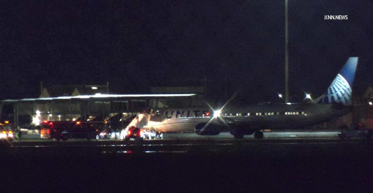 united flight to luke air force base