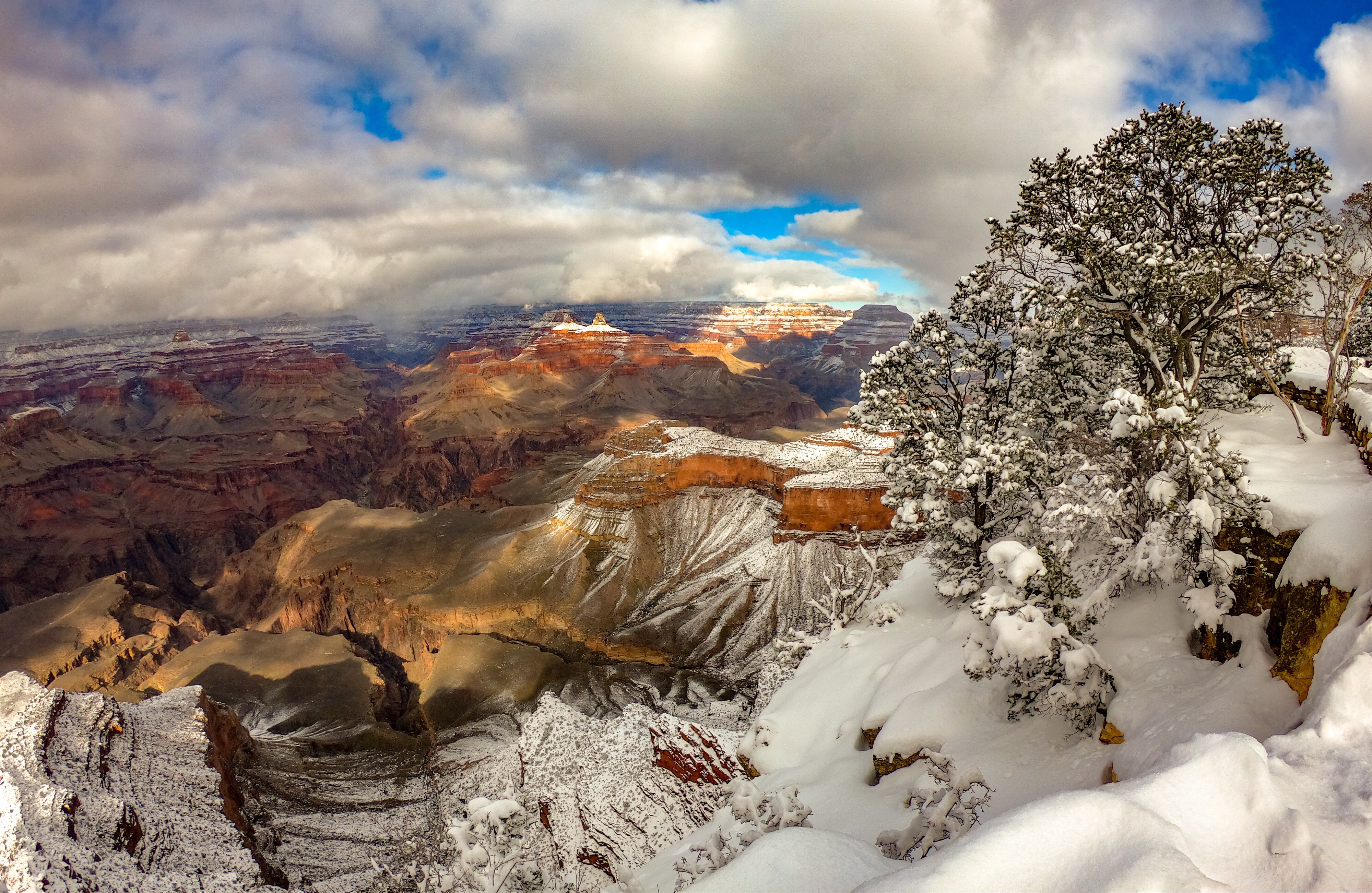 KNXV Grand Canyon Some Snow.jpg