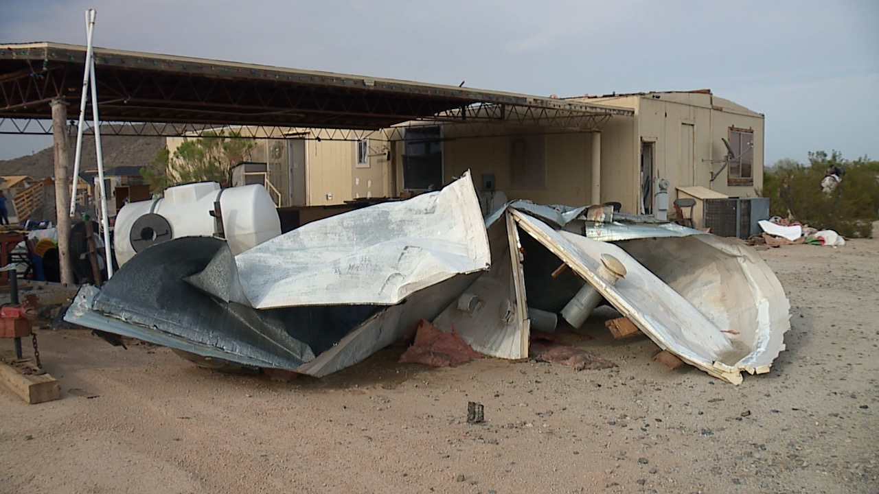 10PM BLASIUS PKG QUEEN CREEK WX.jpg