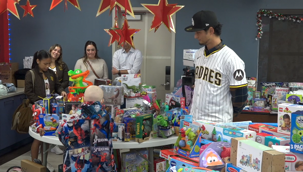 Yu Darvish at Ronald McDonald House