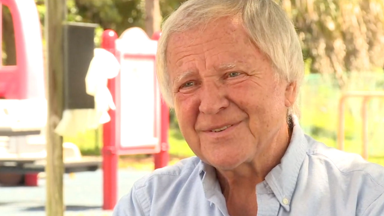 Jan Lewandowski, returns to Palm Beach County after traveling to Europe to aid Ukrainians