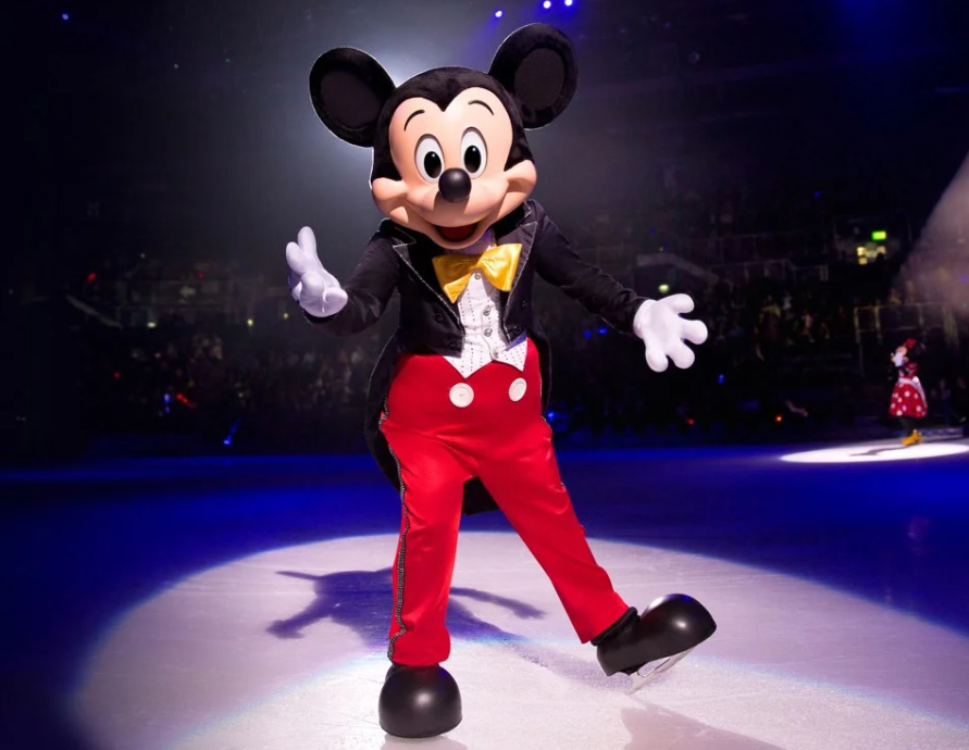 DISNEY ON ICE.png