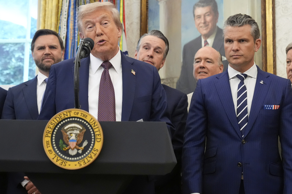 APTOPIX Trump Space Command