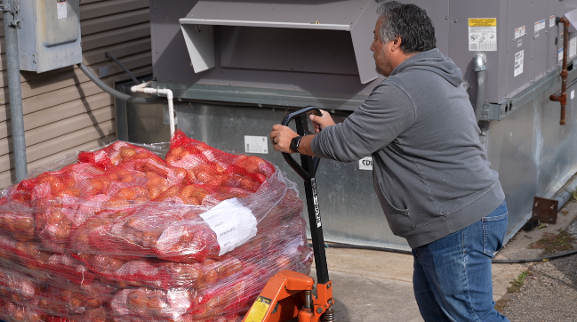 New Life Mission Executive Director Felix Russo