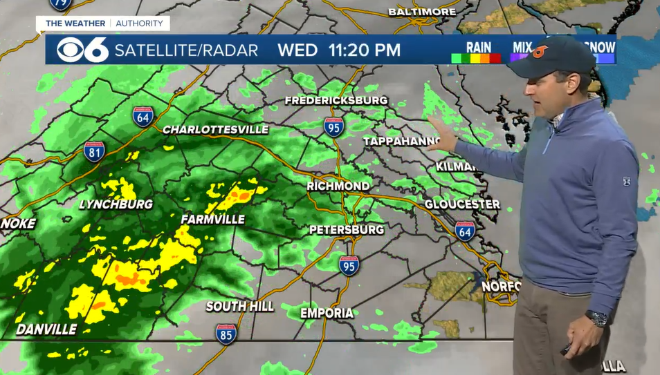 Showers, thunderstorms move in overnight