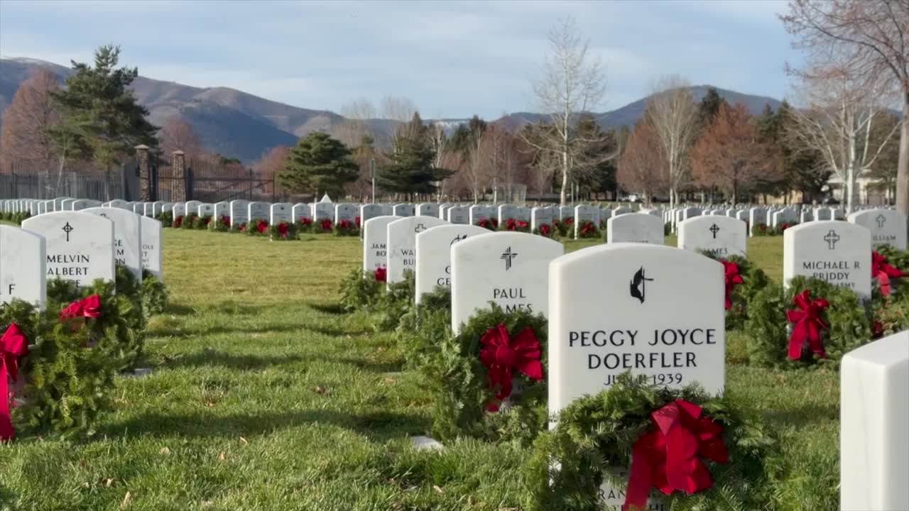Wreaths Across Missoula 2025