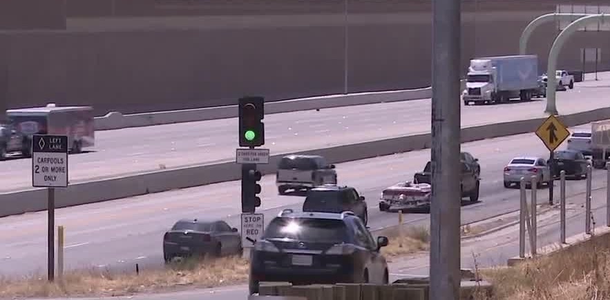 Freeway on-ramp meter lights