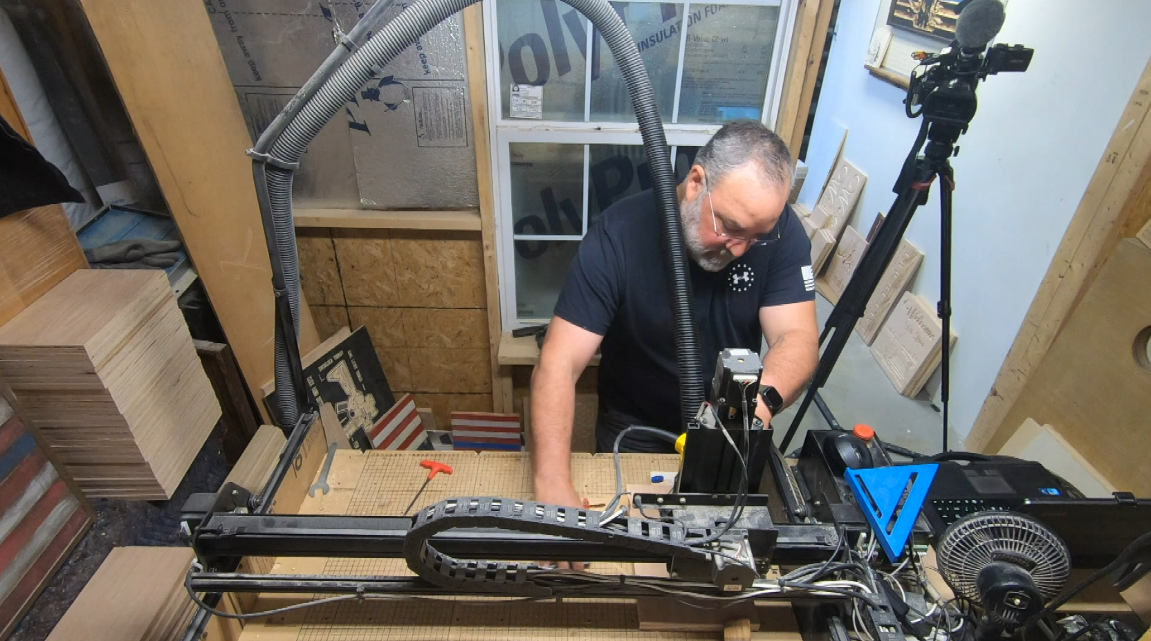 After a tragic accident took his leg, he found peace through 'sawdust therapy'