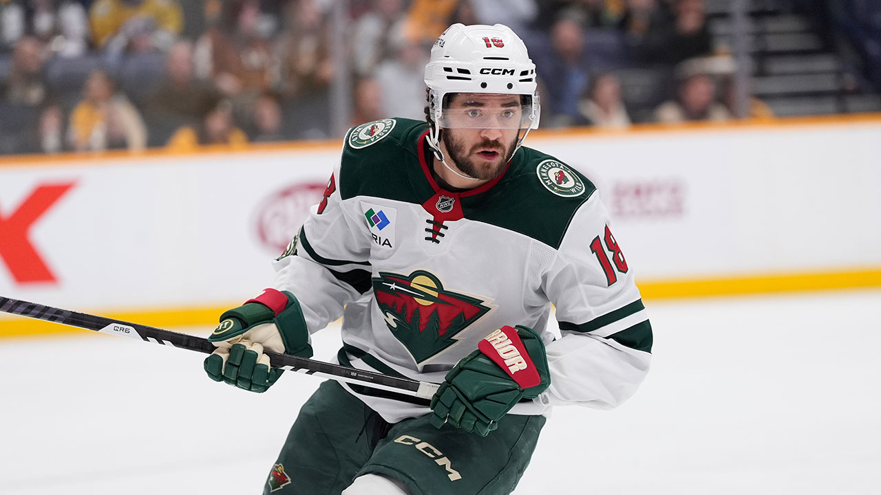 Minnesota Wild center Vinnie Hinostroza (18) plays during the second period of an NHL hockey game Wednesday, Feb. 4, 2026, in Nashville, Tenn. (AP Photo/George Walker IV)