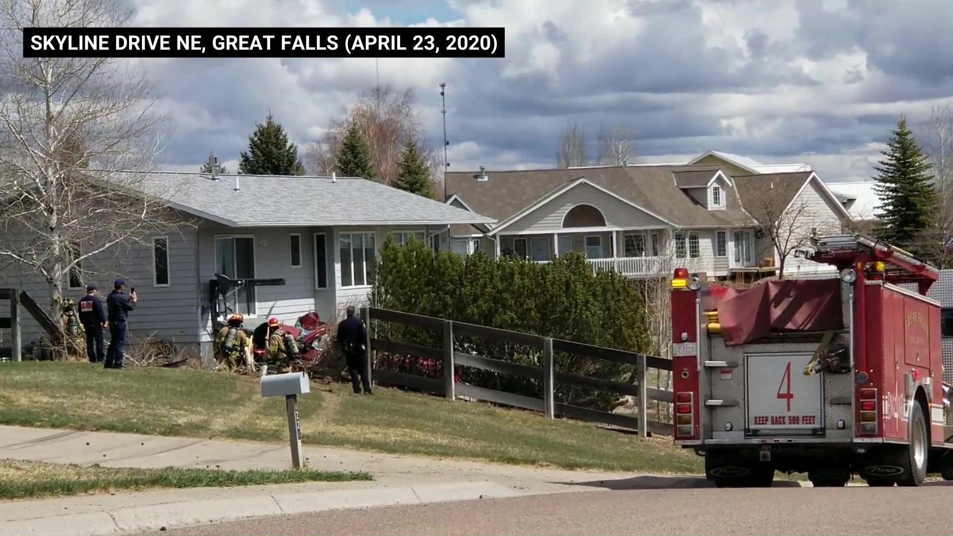 Pickup truck crashes into house in Great Falls