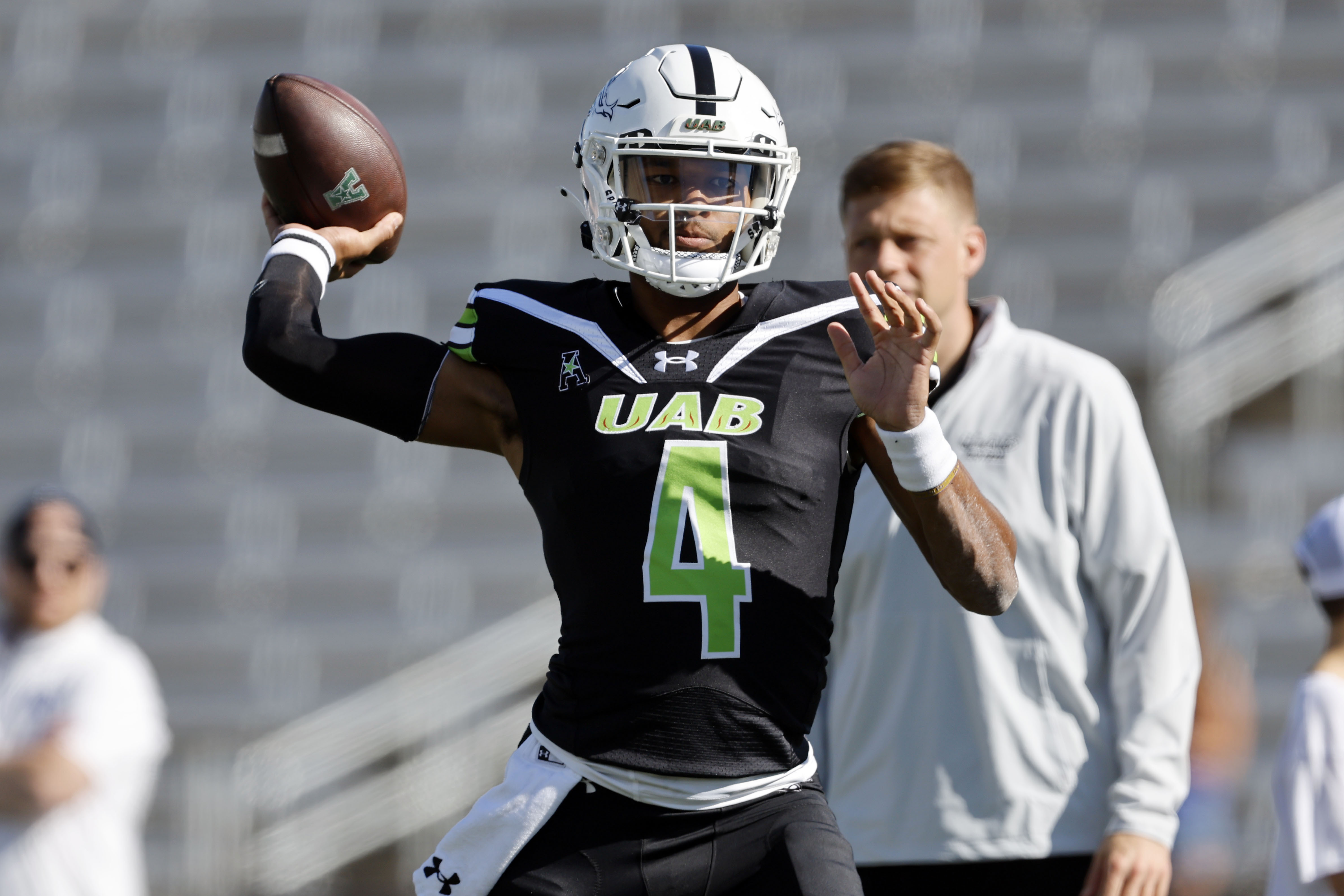 UAB Blazers QB Jacob Keno warms up before game, Oct. 21, 2023