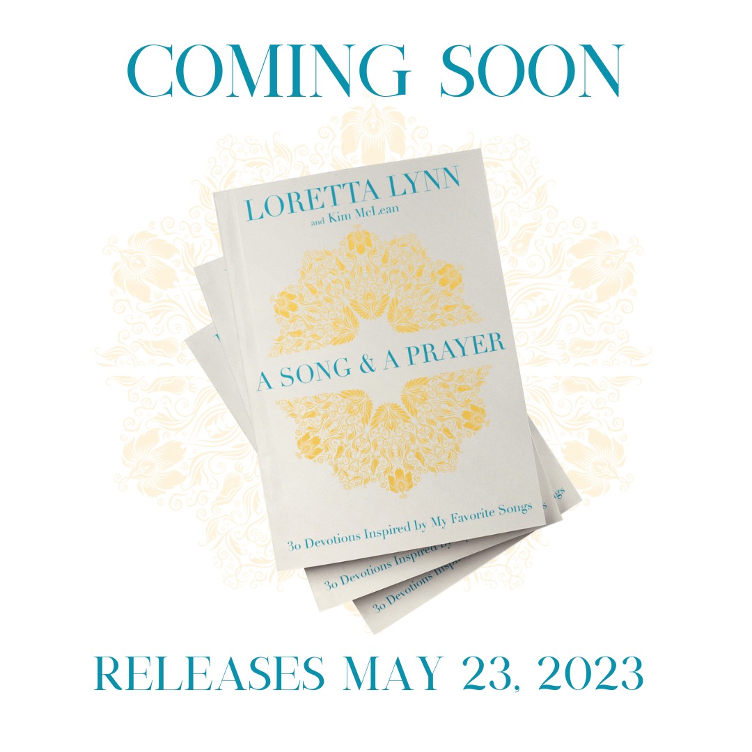 loretta lynn book.jpg