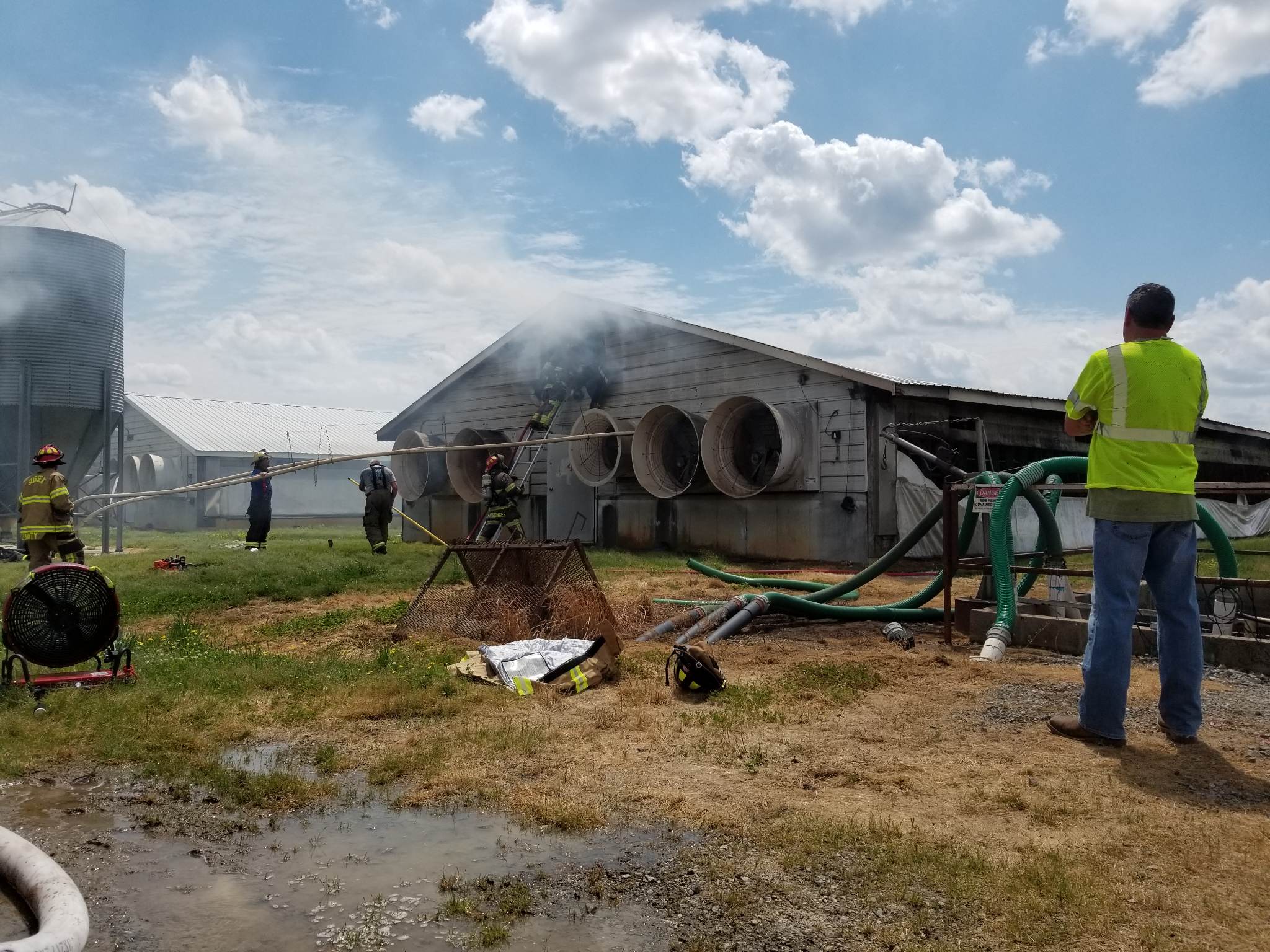 Hog house fire in Wakefield, Virginia